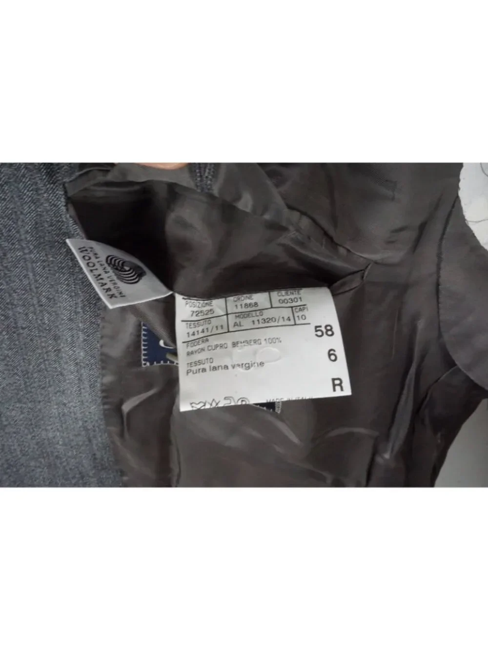 Canali Gray Herringbone Wool 2 Pc Suit Jacket Pants Sz 48R US 58 EU NEW